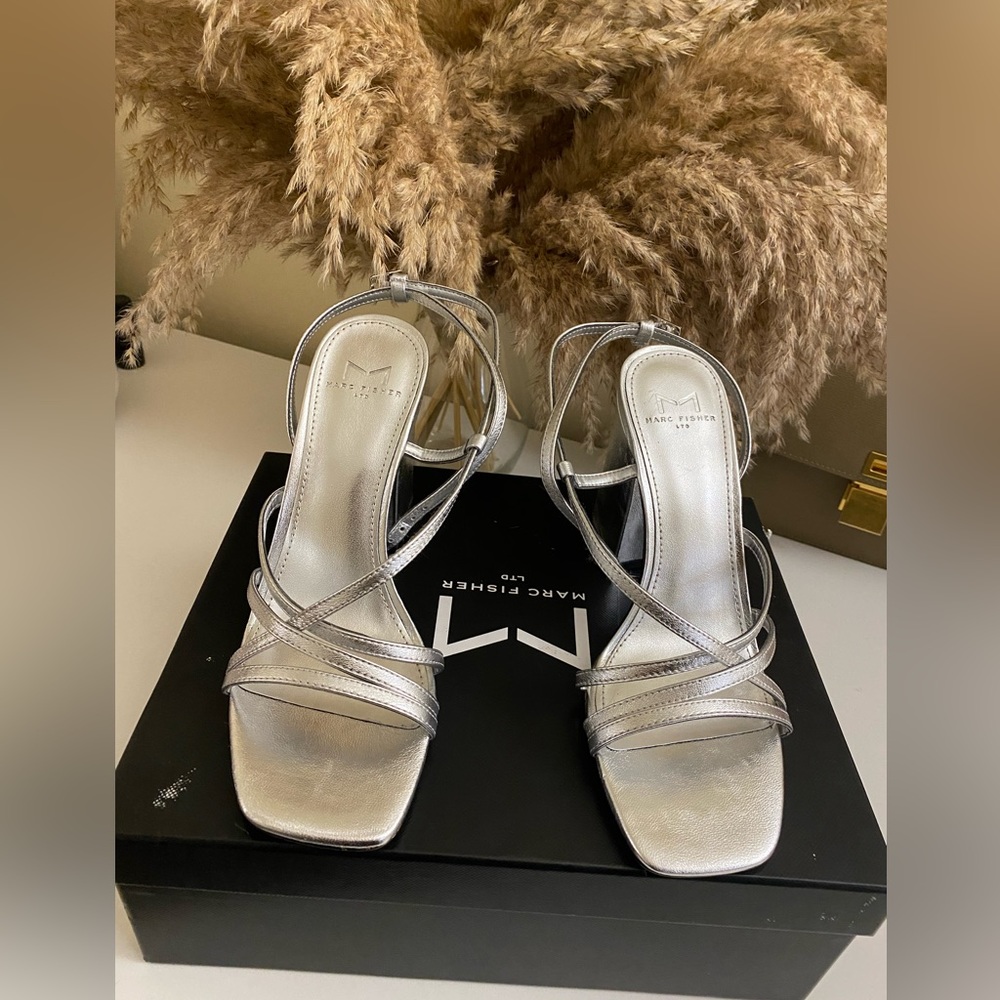 Marc Fisher Ankle Strap sandals